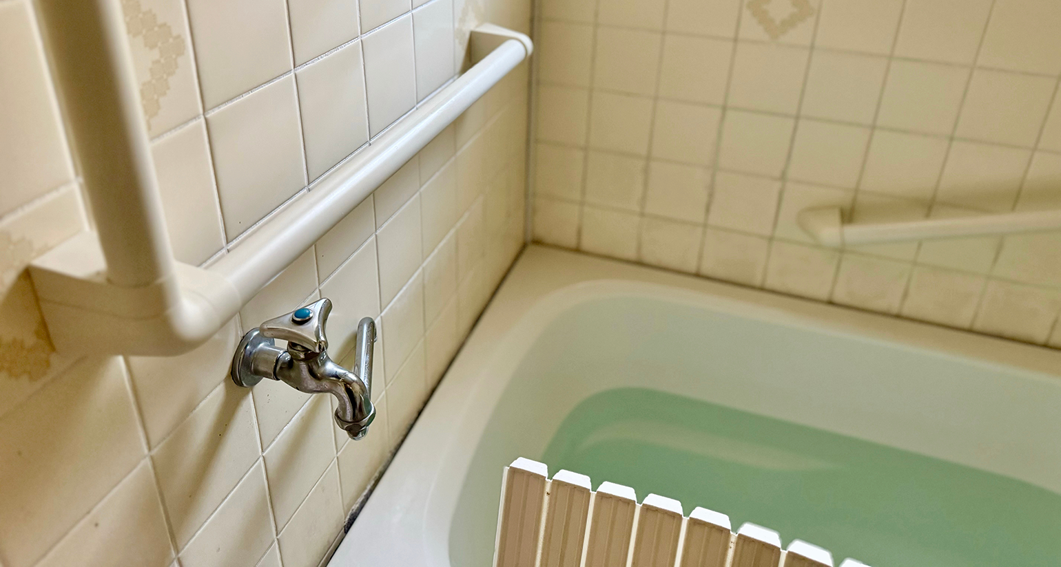 在宅介護の入浴介助を徹底解説！手順・注意点・サービス活用まで